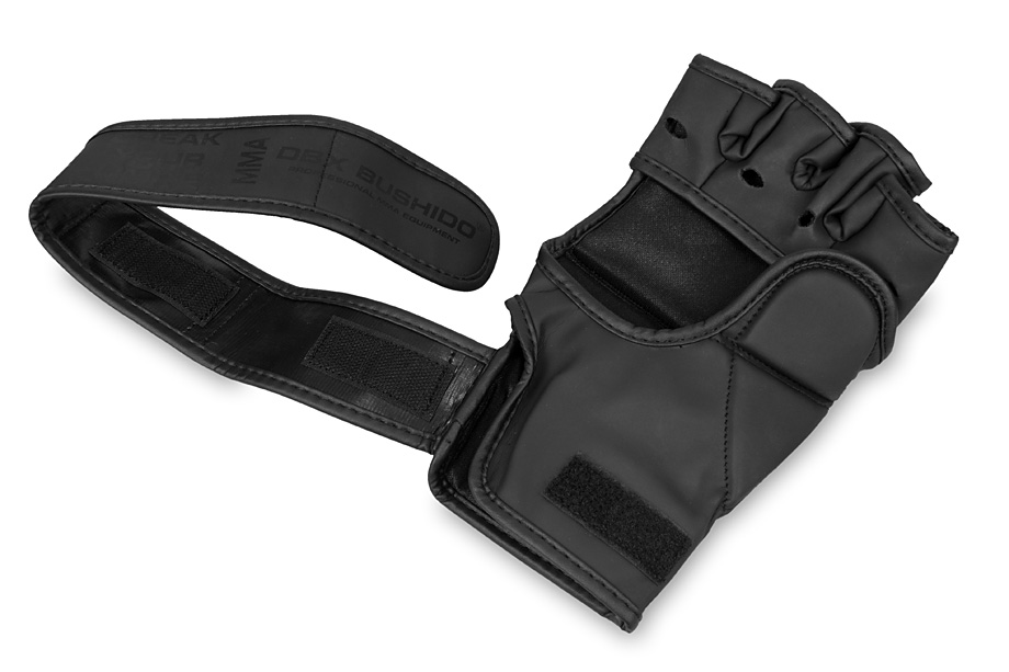black mma gloves