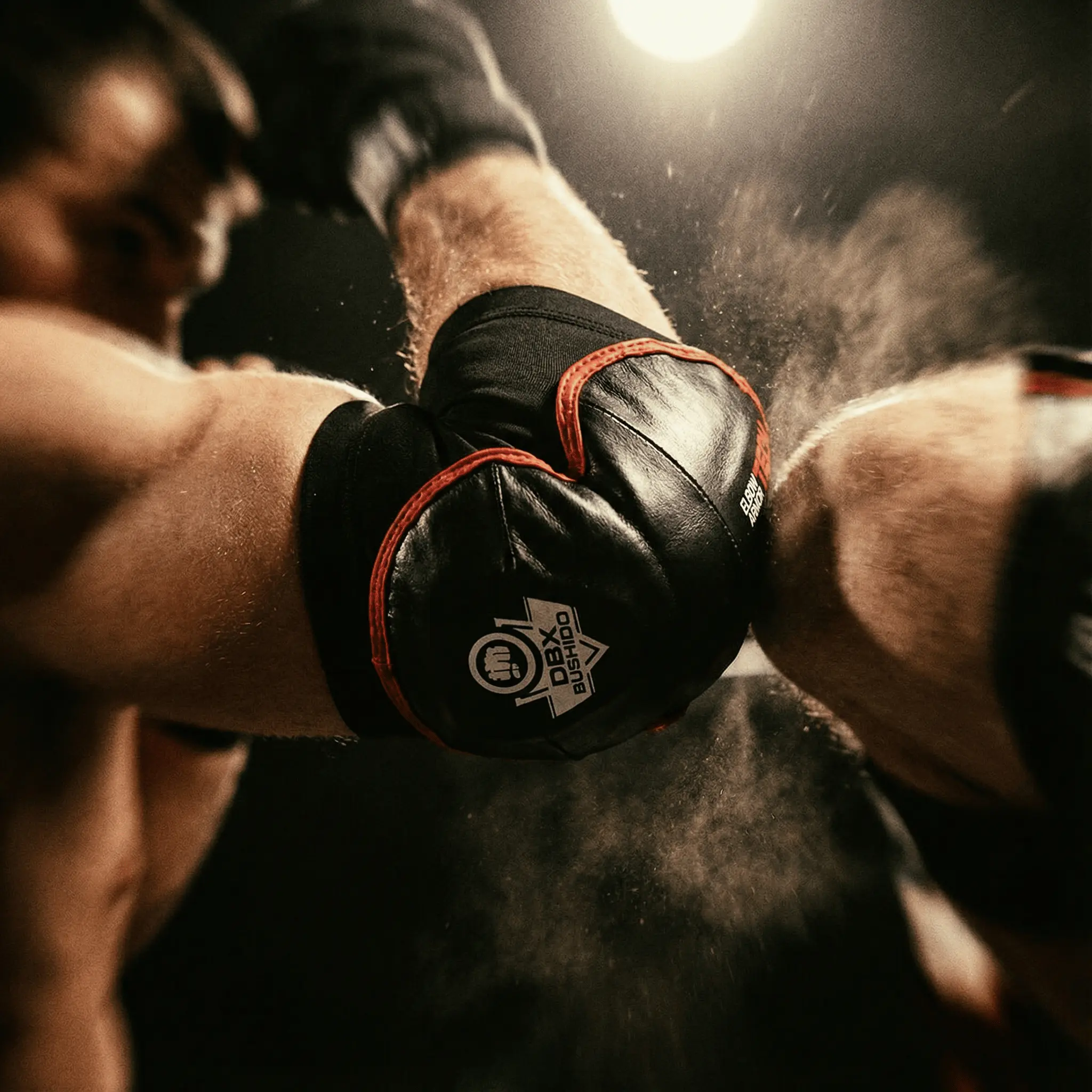 Kolekcja ochraniaczy WARRIOR na łokcie i kolana - Rabat 5% 1_compressed