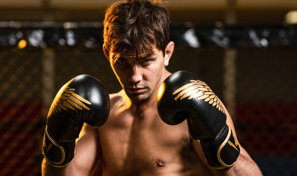 Jak dobrać rękawice do treningu na worku bokserskim?
