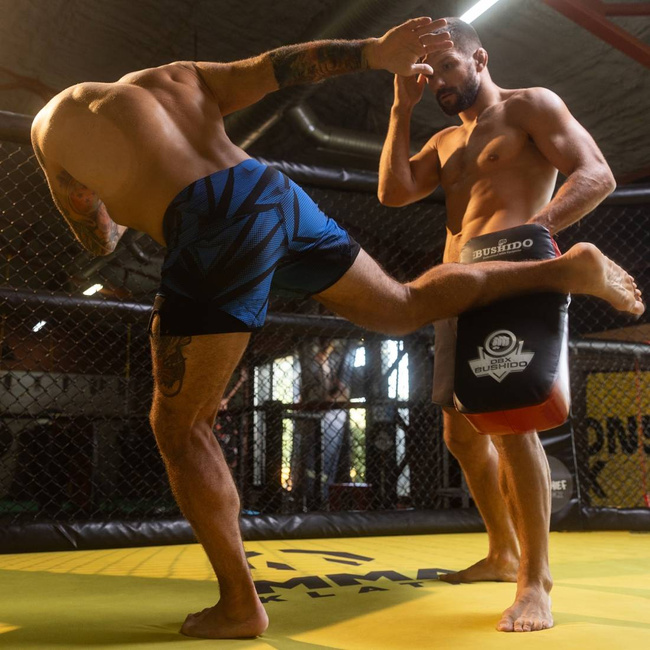 T55 | Tajska tarcza treningowa o wydłużonym profilu | 1 sztuka