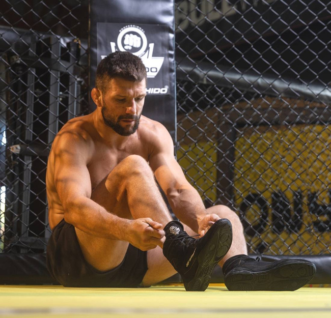 OFERTA SPECJALNA! PRZECZYTAJ OPIS! - Buty treningowe MMA BOKS ZAPASY ARS-2051B - Rozmiar 41