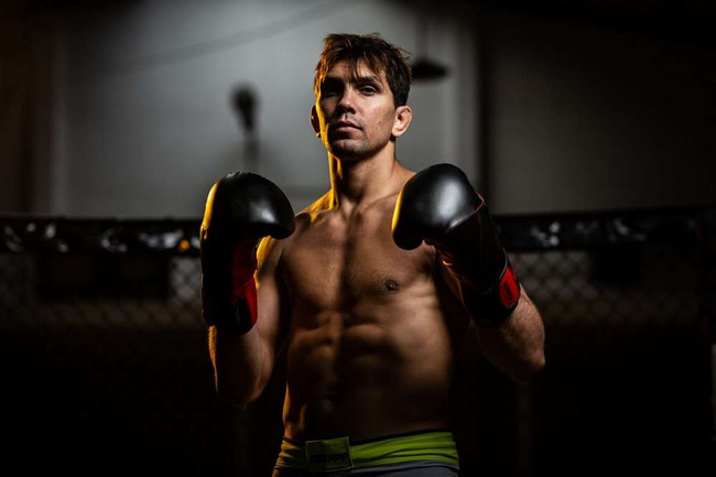 Rękawice bokserskie 12oz - Hammer Red - Valor Series | DBX Bushido