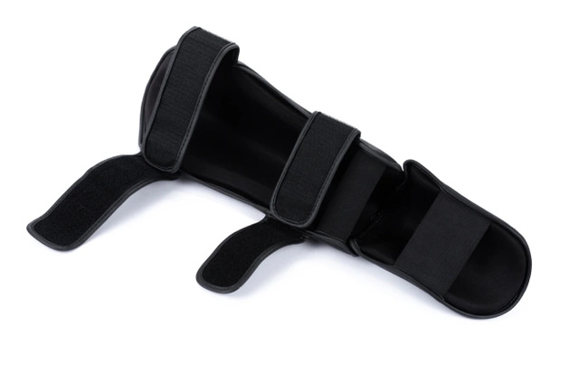 Ochraniacze na piszczele S - Phantom White | DBX Bushido