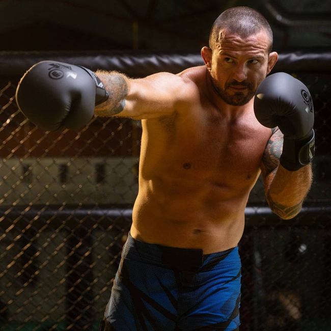 Rękawice bokserskie 16oz - Black Master -  Valor Series | DBX Bushido