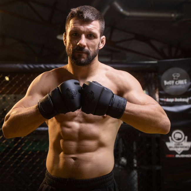 Rękawice MMA XS - Black Master - Valor Series | DBX Bushido