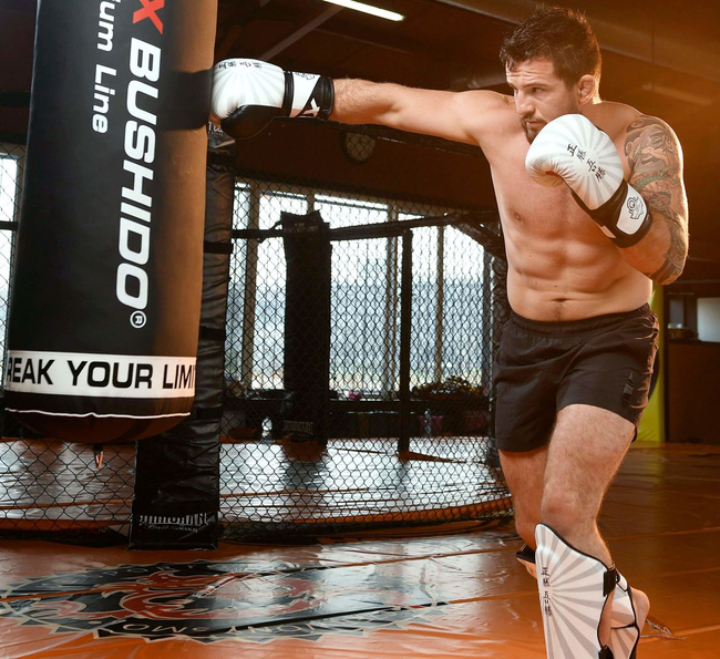 Rękawice bokserskie 14oz - Japan - Valor Series | DBX Bushido