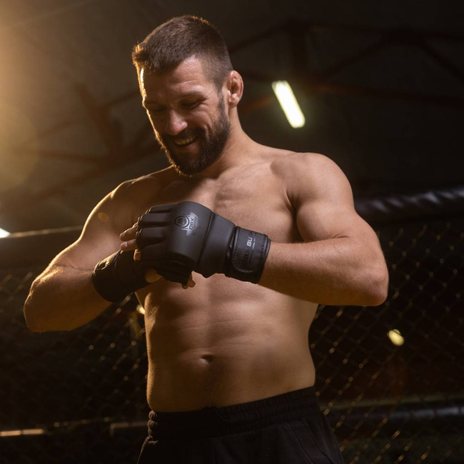 Rękawice MMA M - Black Master - Valor Series