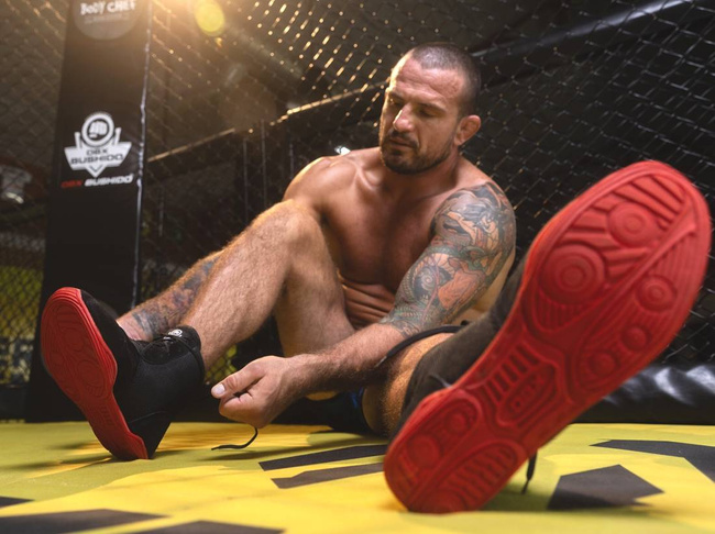 OFERTA SPECJALNA! PRZECZYTAJ OPIS! - Buty do trenigu zapasów i MMA - ARS-2051A - Rozmiar 41