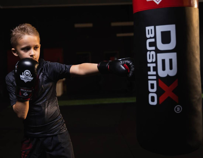 80 cm / 15 kg - Zestaw - Worek Bokserski dla Dzieci DBX Junior  Czerwony | DBX Bushido