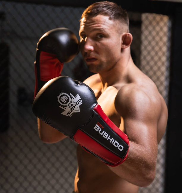 Rękawice bokserskie 14oz - Phantom Red - Valor Series | DBX Bushido