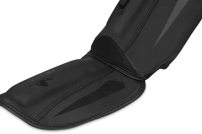 Ochraniacze na piszczele - nagolenniki  "Black Master" - S