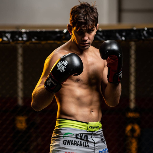 130 cm / 30 kg - Zestaw bokserski Home Pro 130 - Worek treningowy + rękawice  | DBX Bushido