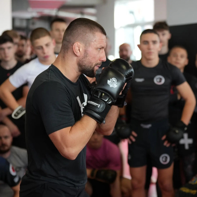 Rękawice MMA sparingowe L - Warrior Black - Legacy Series