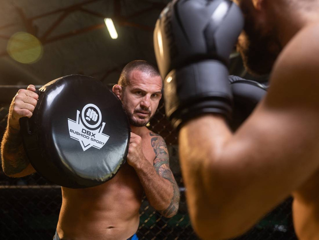 Okrągła i lekka tarcza treningowa | TO-Black