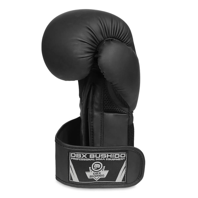 Rękawice bokserskie treningowe Czarny Mat z systemem Active Clima "BLACK MASTER"  14oz