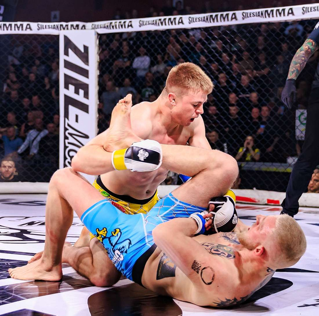 Rękawice MMA sparingowe S/M - Edge - Valor Series | DBX Bushido