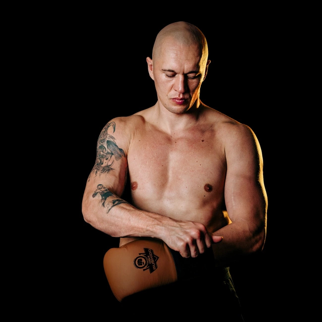 Rękawice bokserskie  ze skóry  RETRO brązowe wielowarstwowe wypełnienie - SOVEREIGN - Legacy Series | DBX Bushido