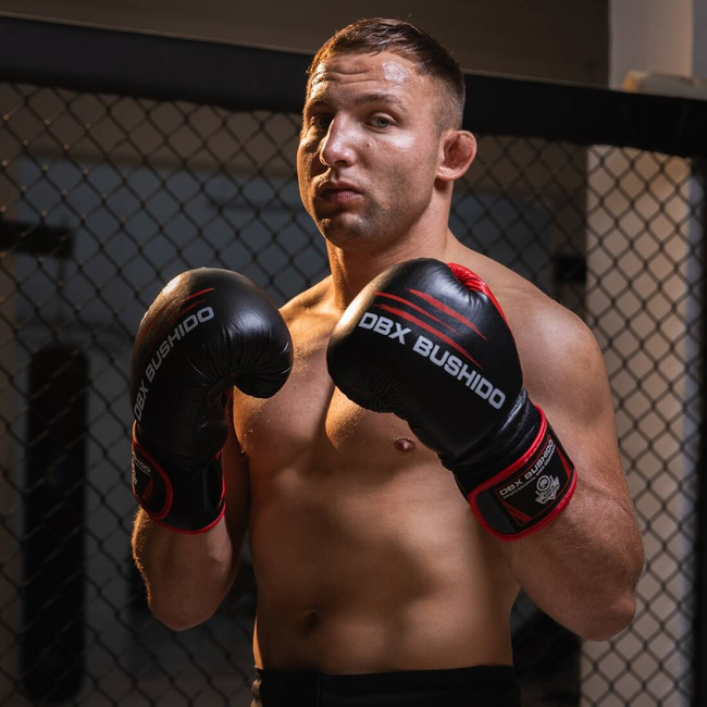 Rękawice bokserskie 14oz - Ninja - Legacy Series | DBX Bushido